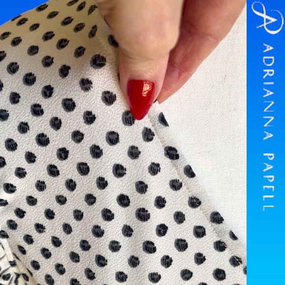 Black and White Ruffled Relaxed Blouse - Picture 6 of 11